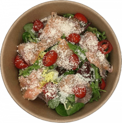 SALADE NORVÉGIENNE🍣: Salade, tomate cerise, parmesan, saumon, citron