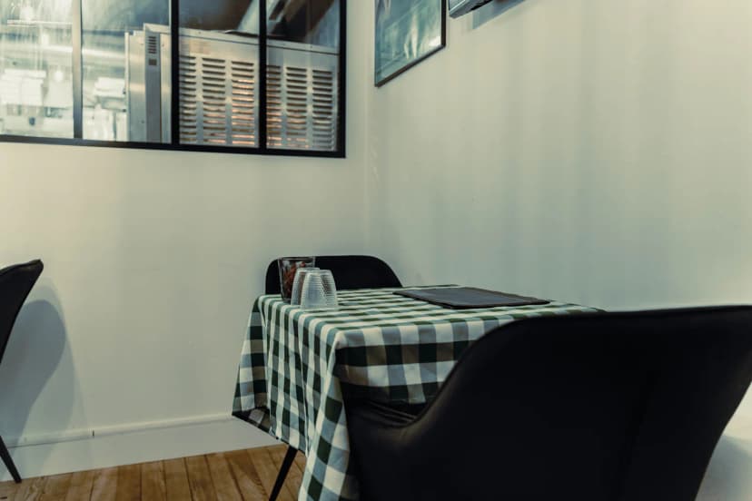 Salle claire aux nappes damier, Euryth'meal Euryth'meal 2